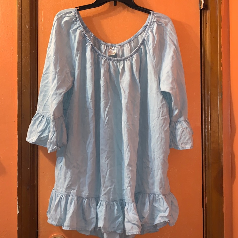 *4 items for $25* TERRA & SKY Light Blue Shirt w/ ruffles size 1X